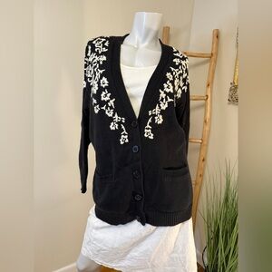 JH Collectibles L Cardigan Sweater Black Embroidered Flowers Wool VINTAGE 90's